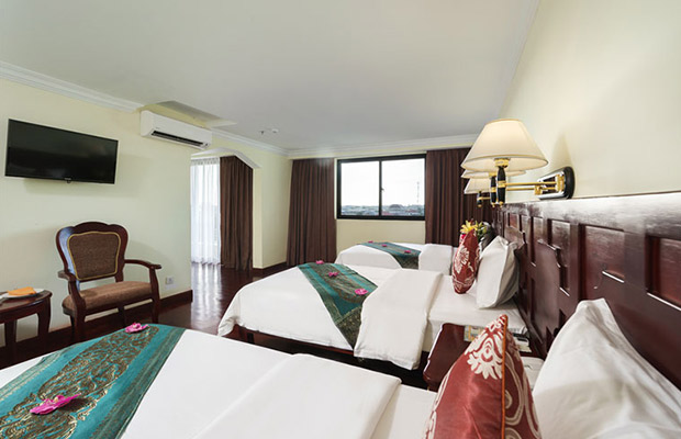 Deluxe Triple Room