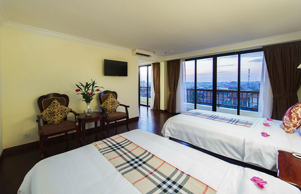 Deluxe Twin Room