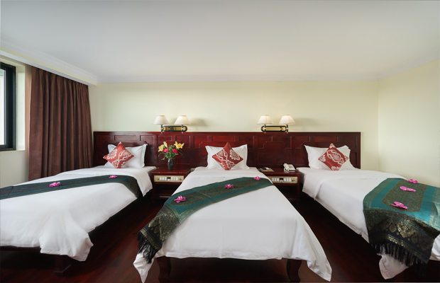 Smiling Deluxe Oringial Triple Room