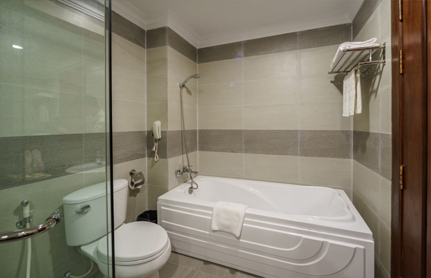 Smiling Deluxe Oringial Triple Room