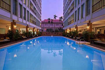 Smiling, smiling pools, smiling deluxe, smiling deluxe hotel, smiling deluxe siem reap, smiling deluxe cambodia, smiling deluxe angkor, smiling deluxe hotel siem reap angkor