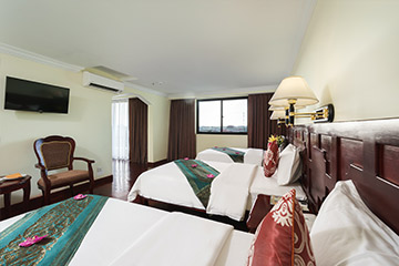 Deluxe Triple Room